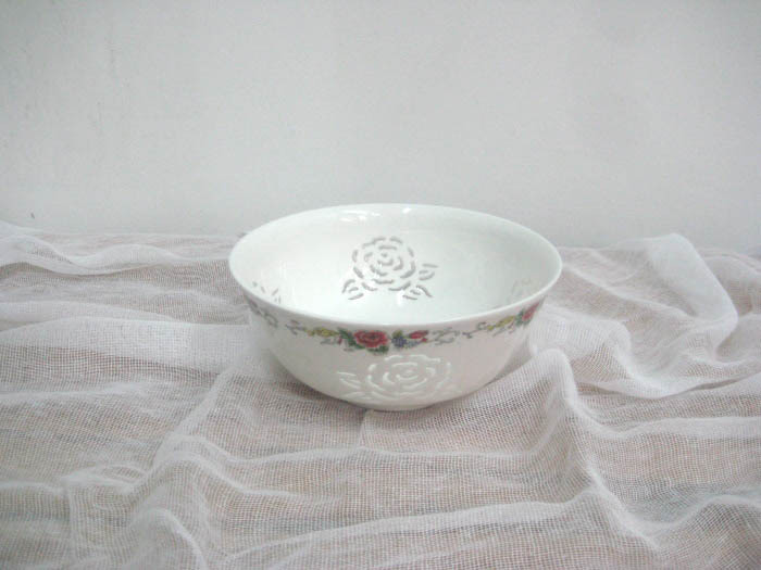 PORCELAIN MEDIUM WHITE BOWL 16x16x6,5