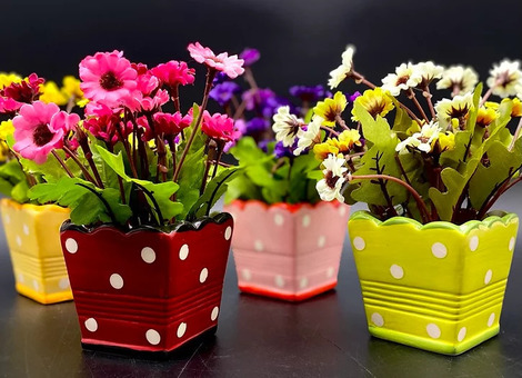 Polka dot flower pot - 4 colors